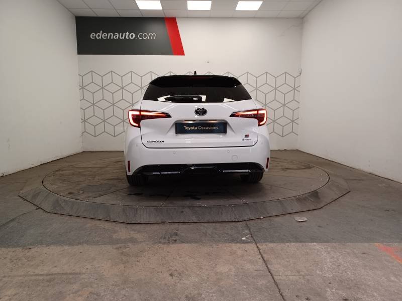 Toyota Corolla - Photo 4