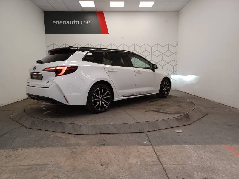 Toyota Corolla - Photo 5