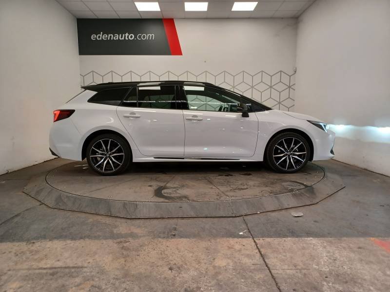 Toyota Corolla - Photo 6