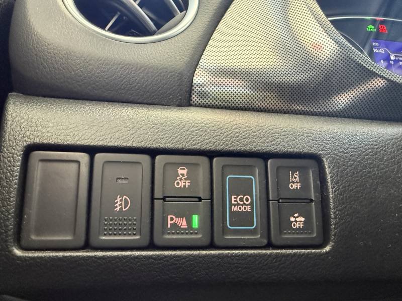 Suzuki Vitara - Photo 18