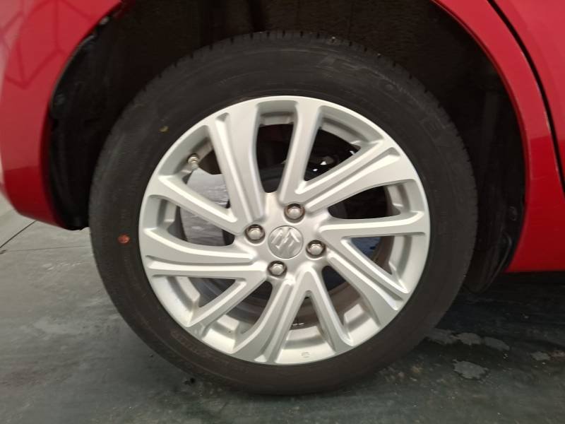Suzuki Swift - Photo 11