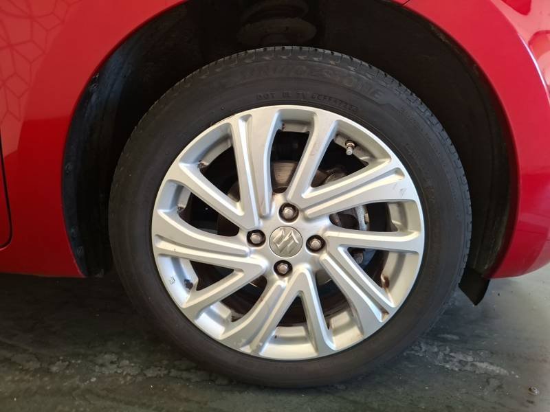 Suzuki Swift - Photo 12