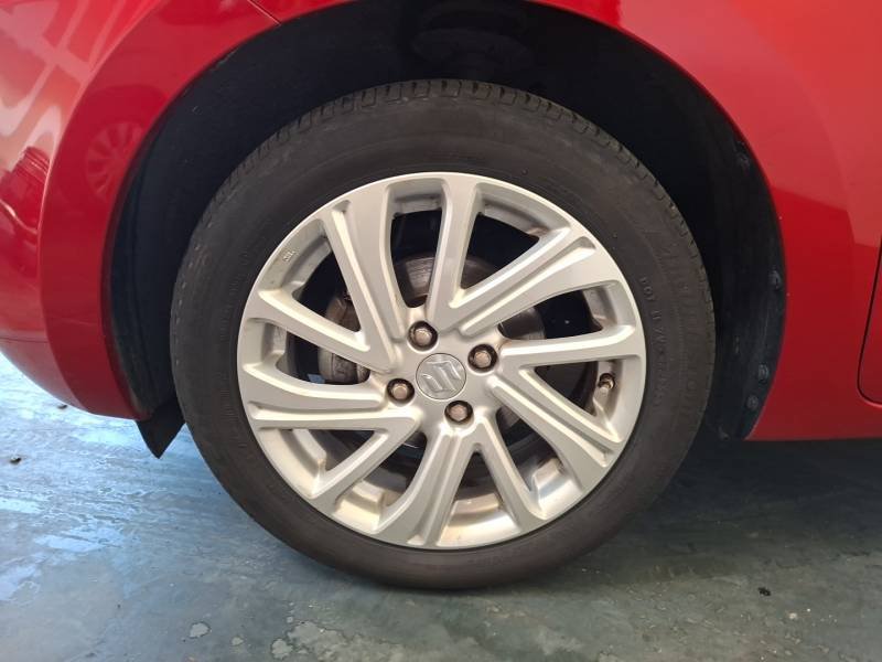 Suzuki Swift - Photo 9