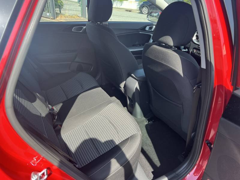 Kia CEED - Photo 16