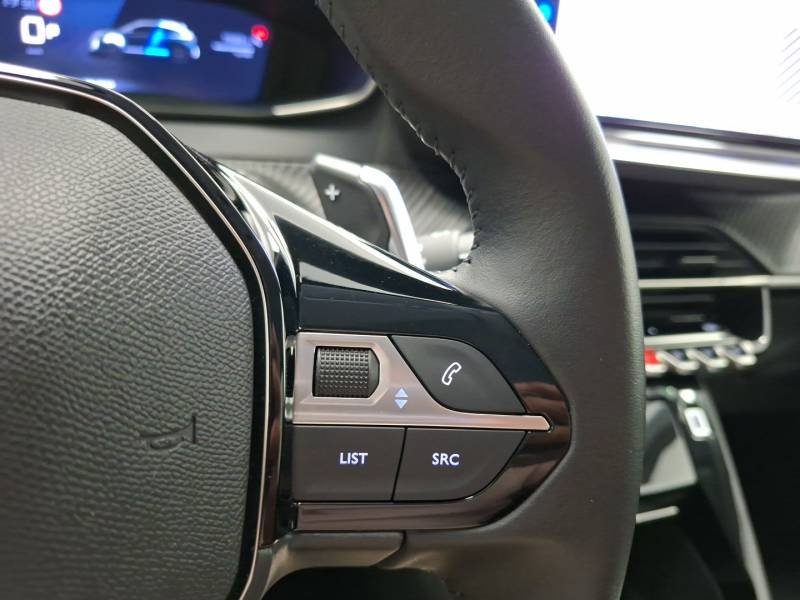 Peugeot 208 - Photo 17