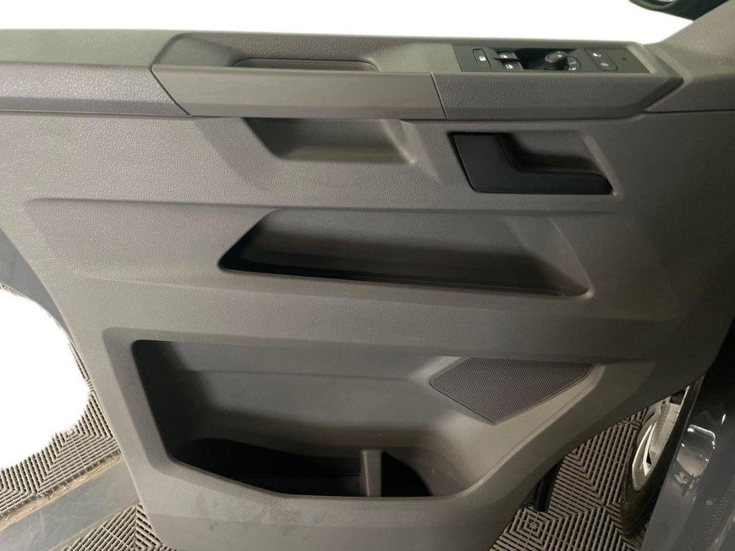 Volkswagen Transporter - Photo 15