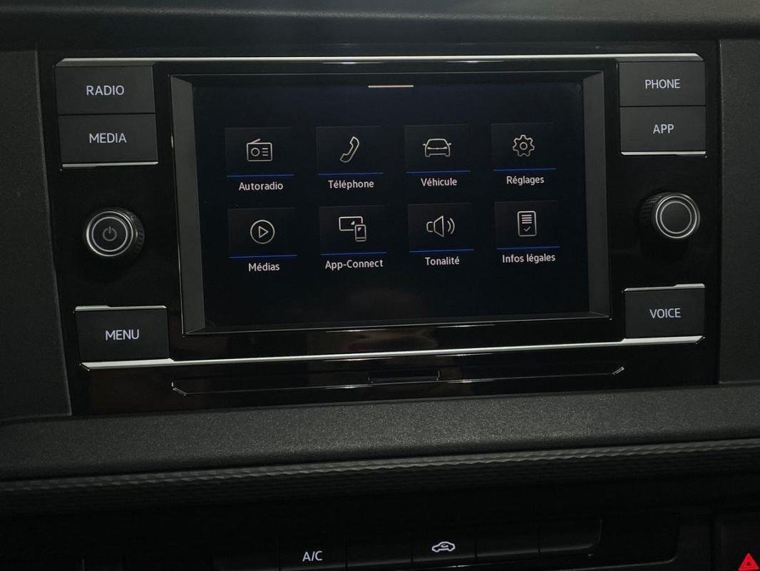 Volkswagen Transporter - Photo 16