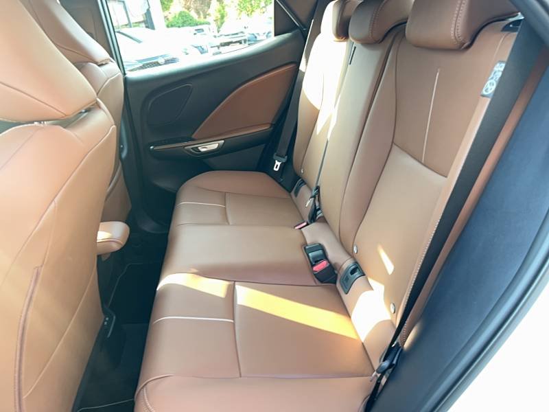 Lexus LBX - Photo 25