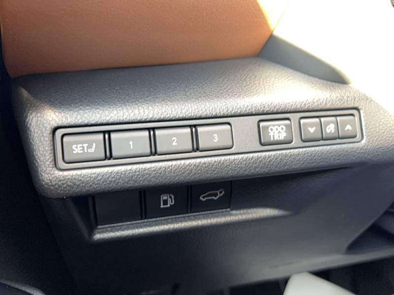 Lexus LBX - Photo 33