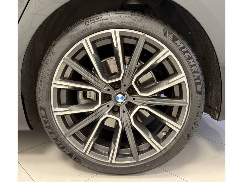 BMW Série 7 - Photo 20