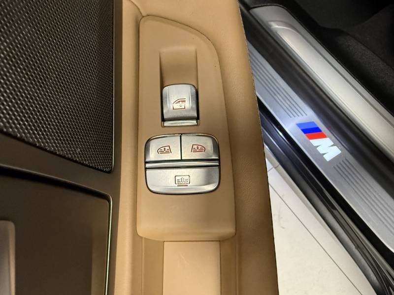 BMW Série 7 - Photo 42