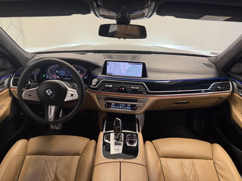 BMW Série 7 - Photo 5