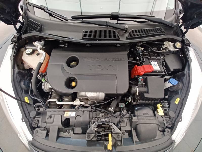 Ford Fiesta - Photo 11
