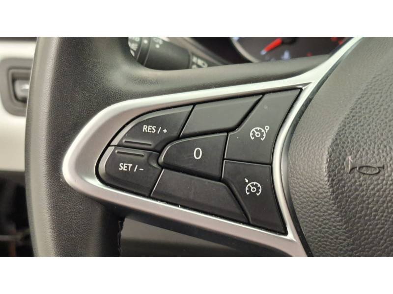 Renault Clio - Photo 25
