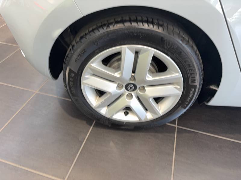 Renault Clio - Photo 14