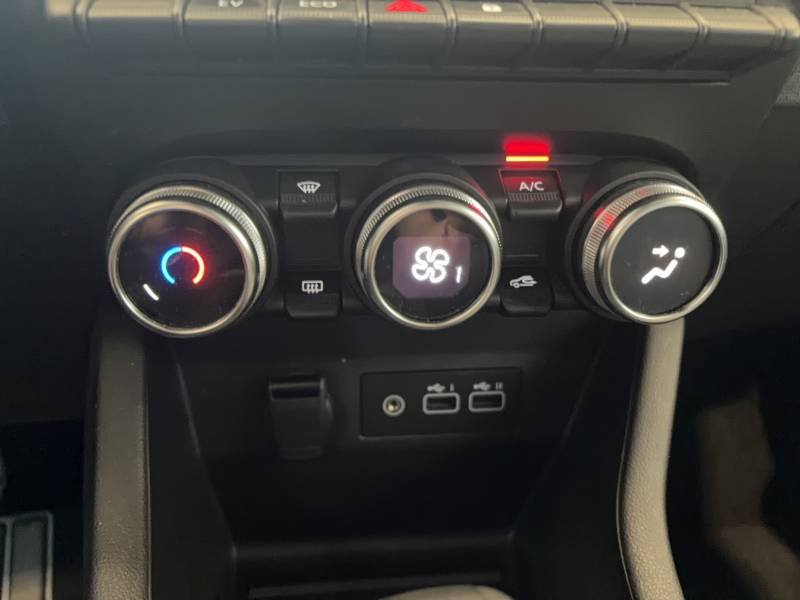 Renault Clio - Photo 32