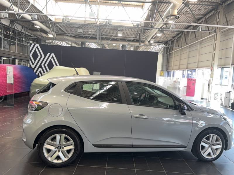Renault Clio - Photo 6