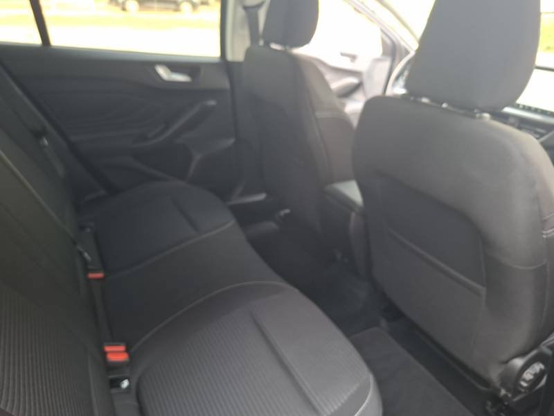 Ford Focus - Photo 31