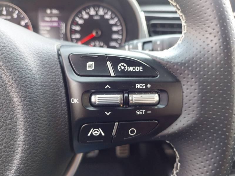 Kia Rio - Photo 20