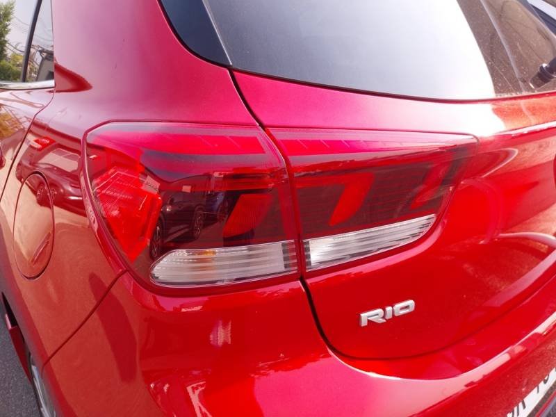 Kia Rio - Photo 33