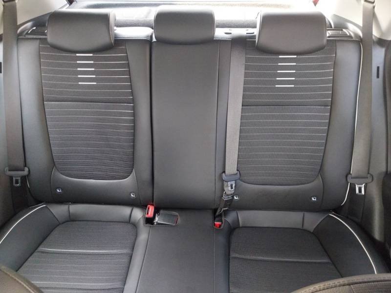 Kia Rio - Photo 38