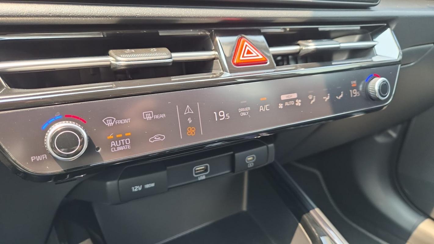 Kia Niro - Photo 18