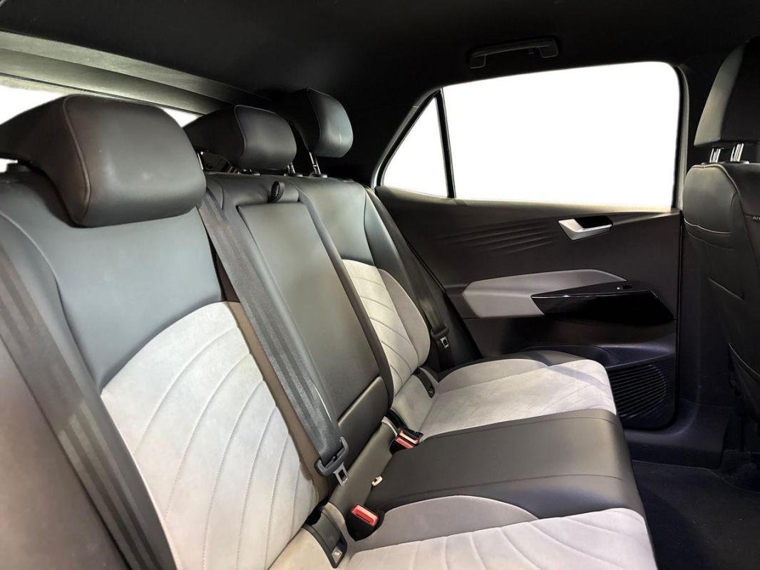 Volkswagen ID.3 - Photo 23