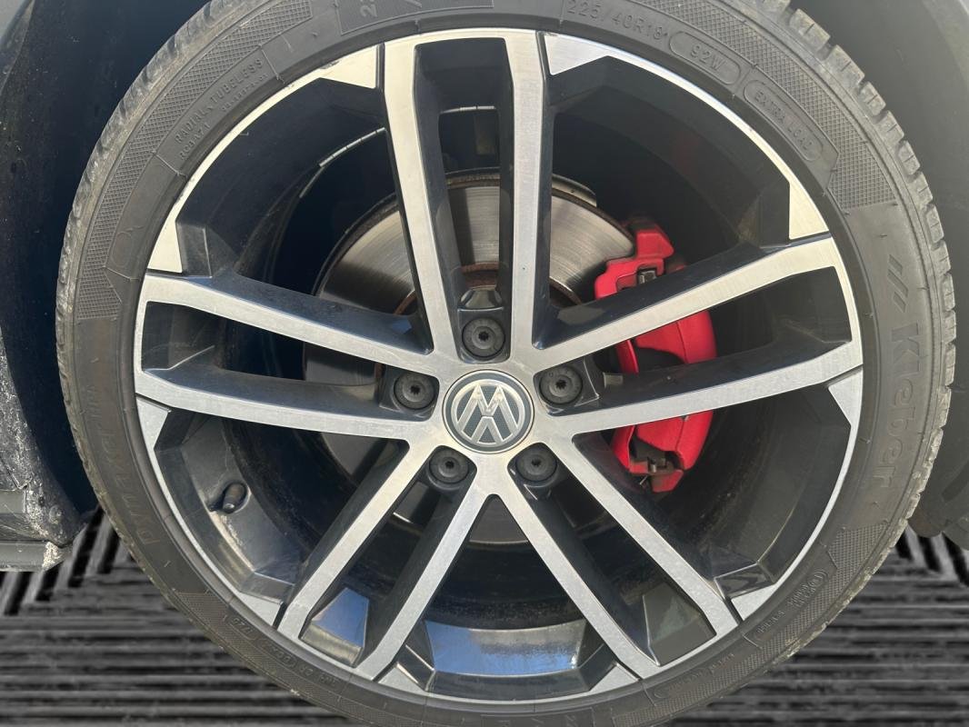 Volkswagen Golf - Photo 18