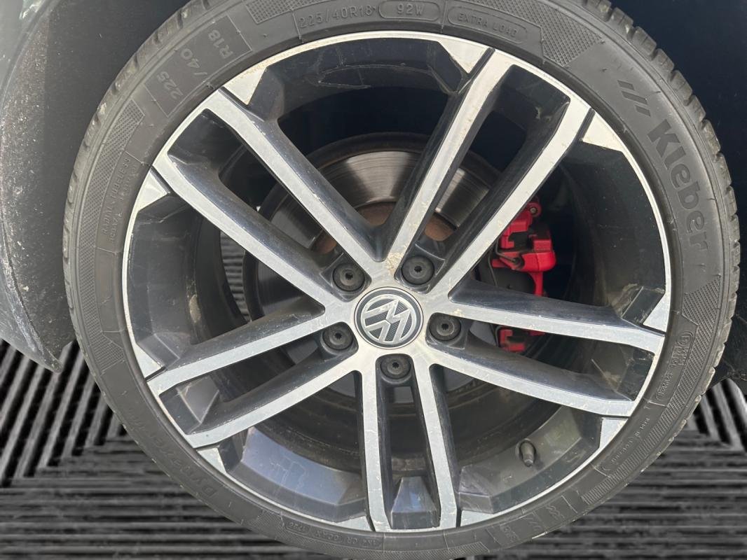 Volkswagen Golf - Photo 19