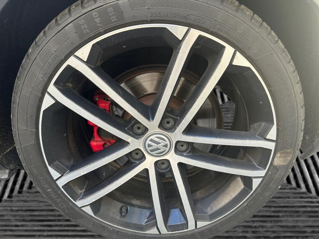 Volkswagen Golf - Photo 21