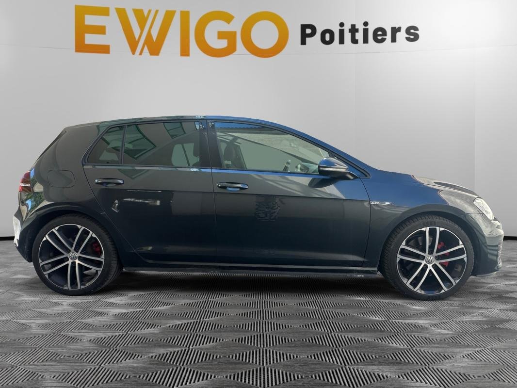 Volkswagen Golf - Photo 8