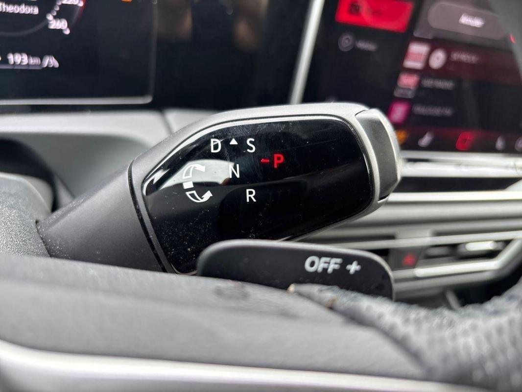 Volkswagen Tiguan - Photo 11