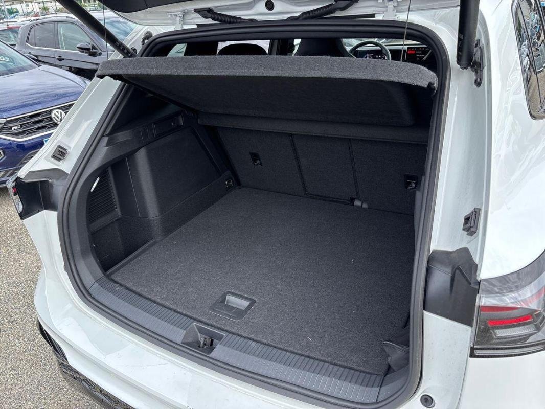 Volkswagen Tiguan - Photo 32