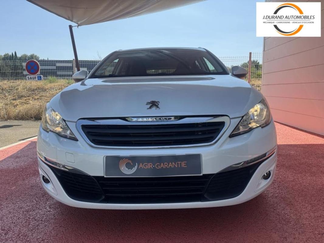 Peugeot 308 SW - Photo 2
