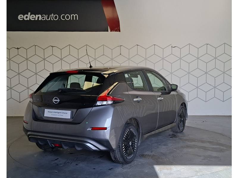 Nissan Leaf - Photo 6