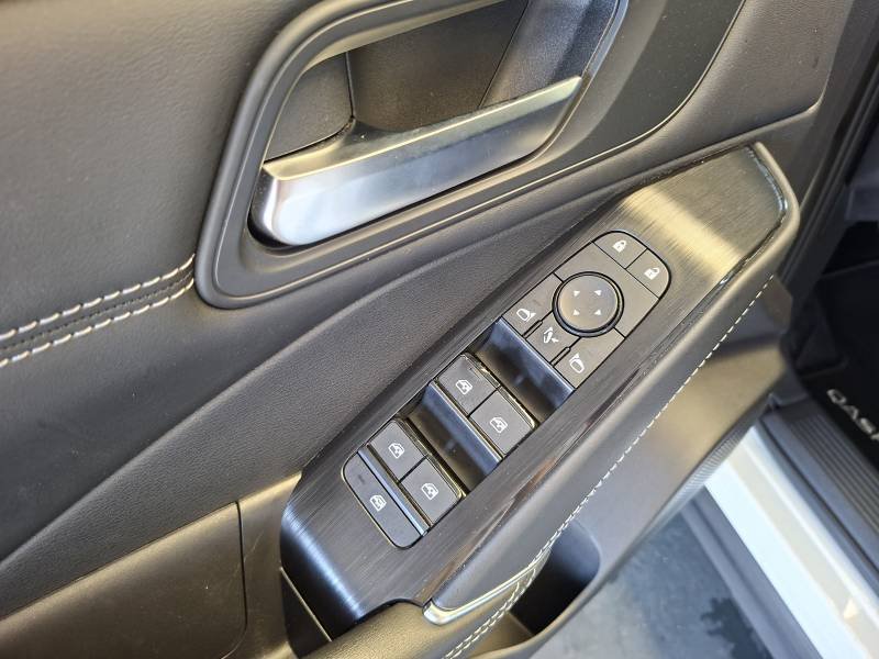 Nissan Qashqai - Photo 12