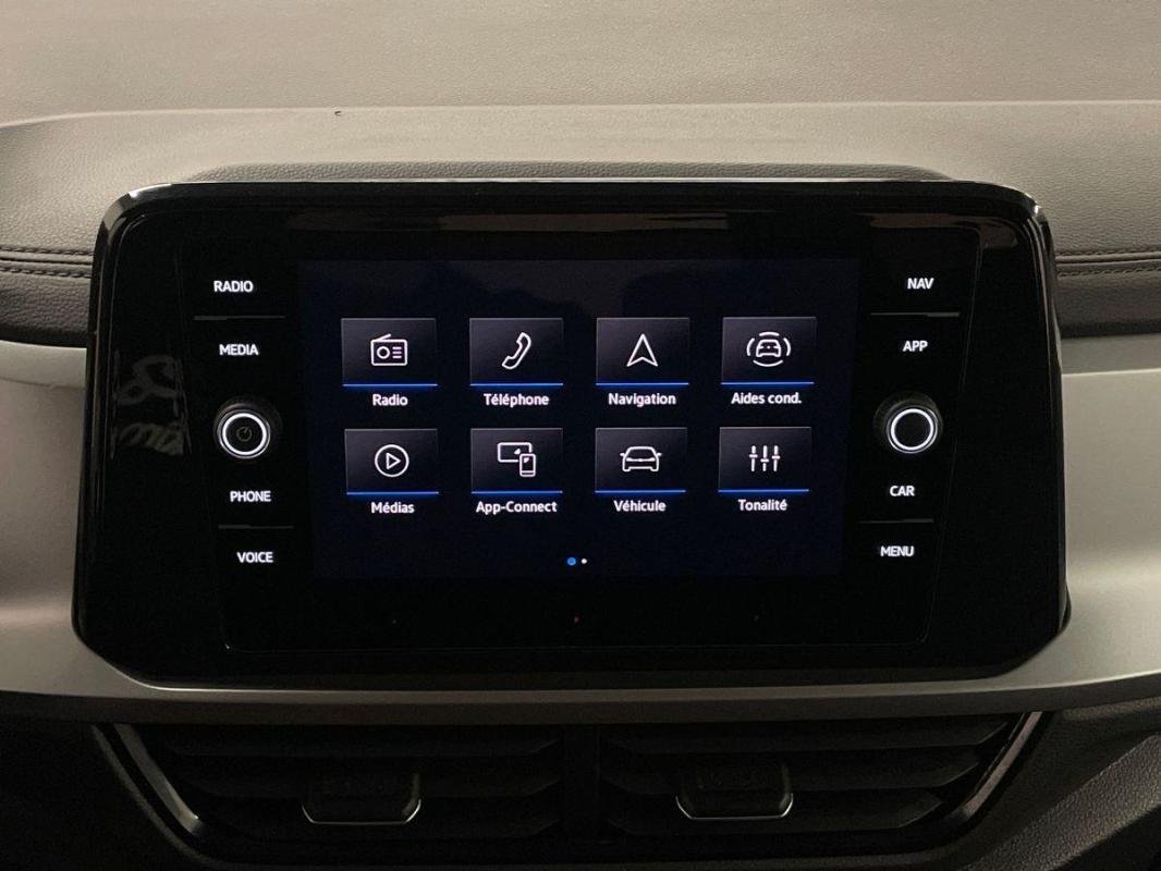 Volkswagen T-Roc - Photo 16