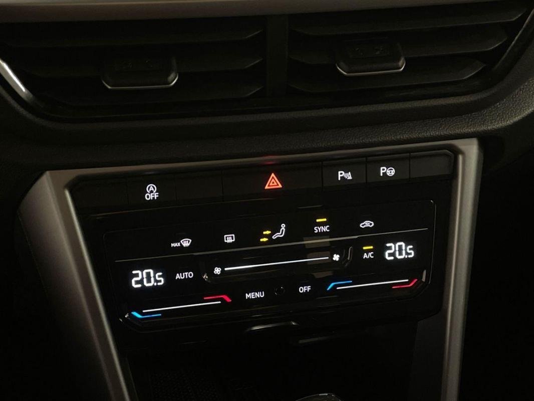 Volkswagen T-Roc - Photo 19