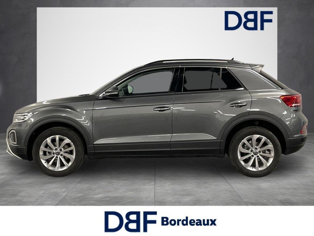 Volkswagen T-Roc - Photo 2