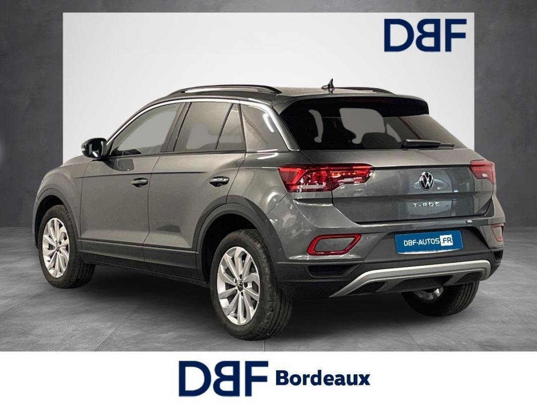 Volkswagen T-Roc - Photo 3