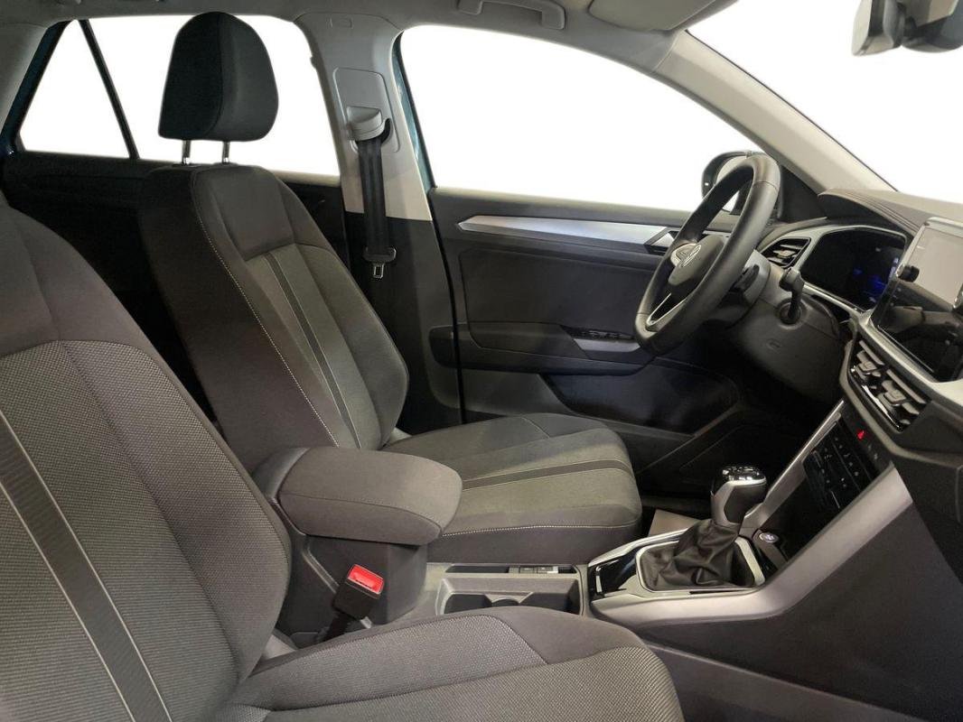 Volkswagen T-Roc - Photo 13