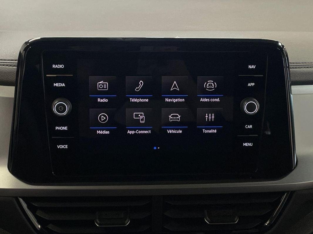 Volkswagen T-Roc - Photo 16