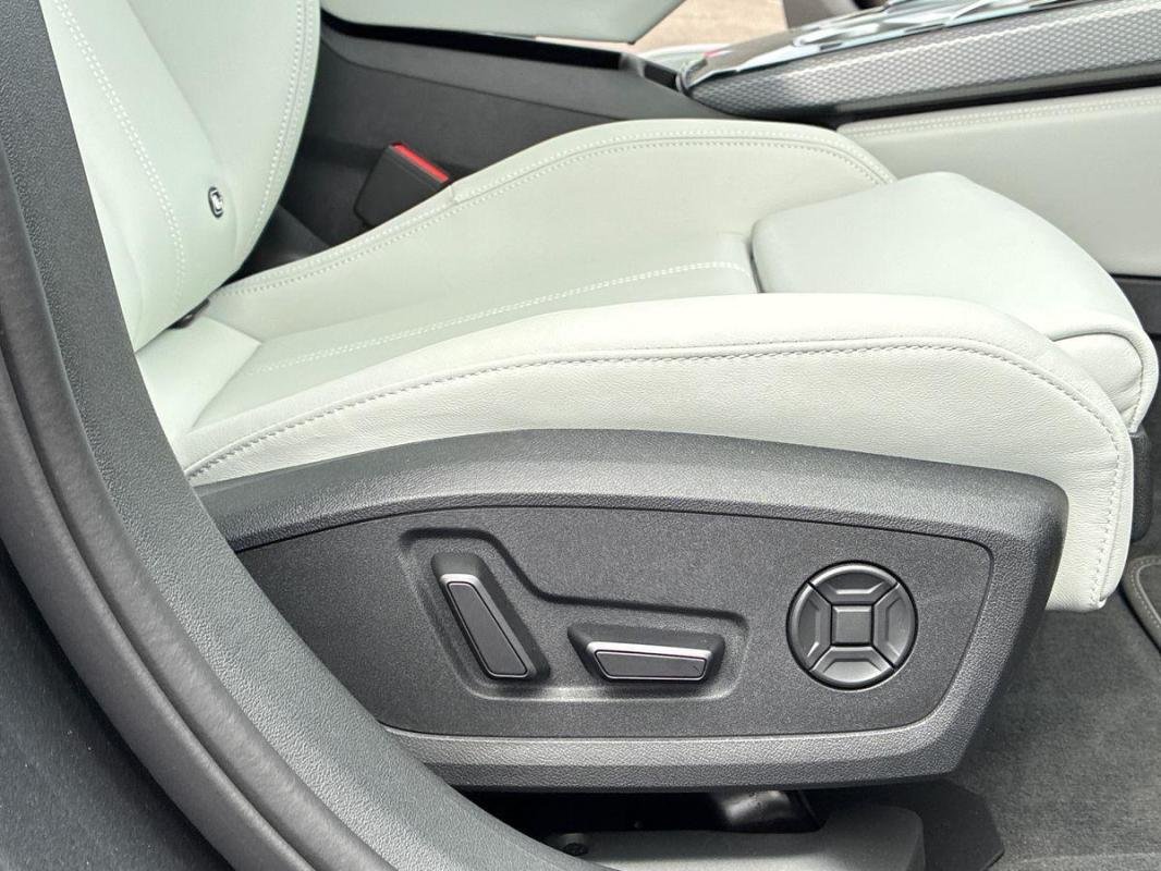 Audi A6 Avant - Photo 14
