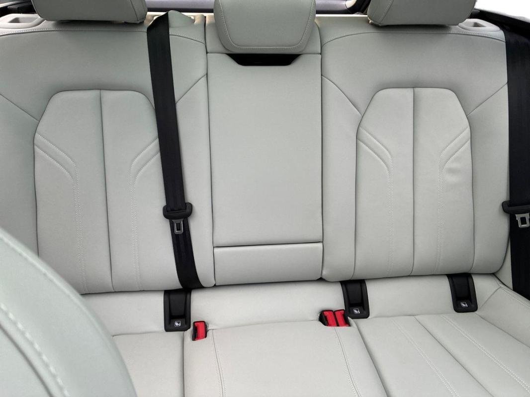 Audi A6 Avant - Photo 22