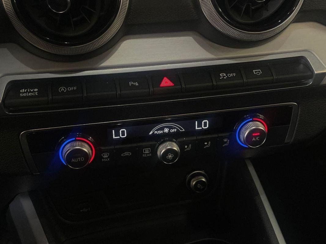 Audi Q2 - Photo 19