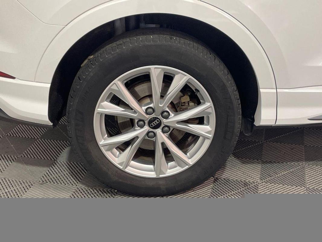 Audi Q3 - Photo 22