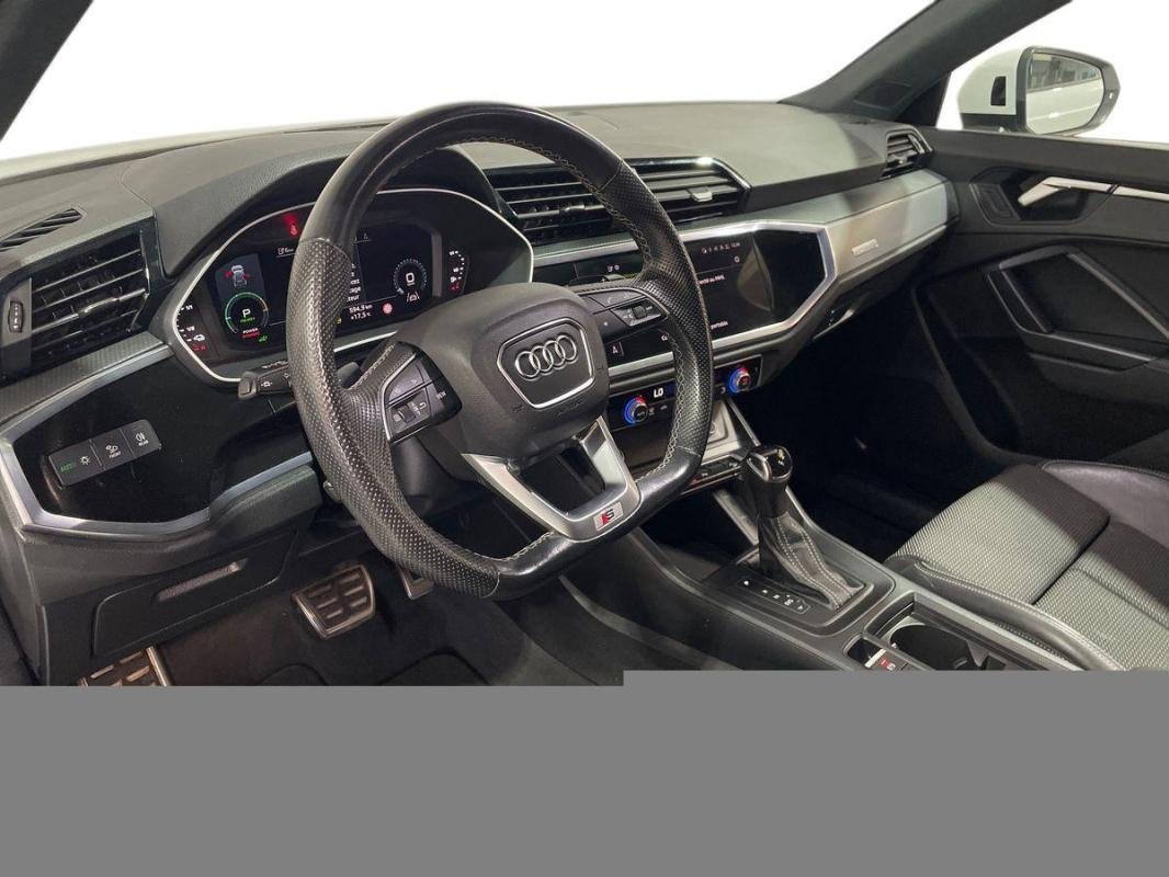 Audi Q3 - Photo 6
