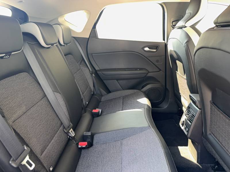 Renault Captur - Photo 11