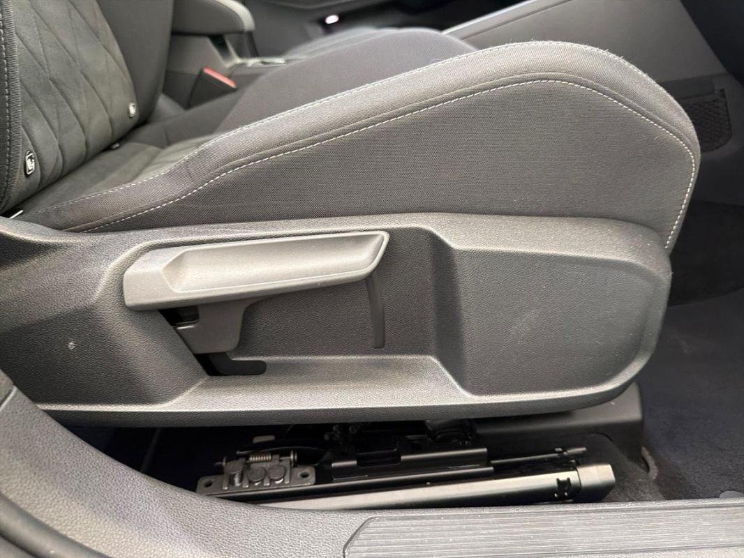 Volkswagen Golf - Photo 14