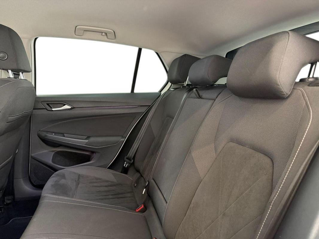 Volkswagen Golf - Photo 23